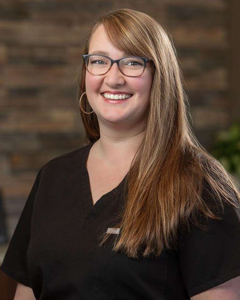 Alaina T , RDA, CDA, CRFDA, CDD - Clinical Partner